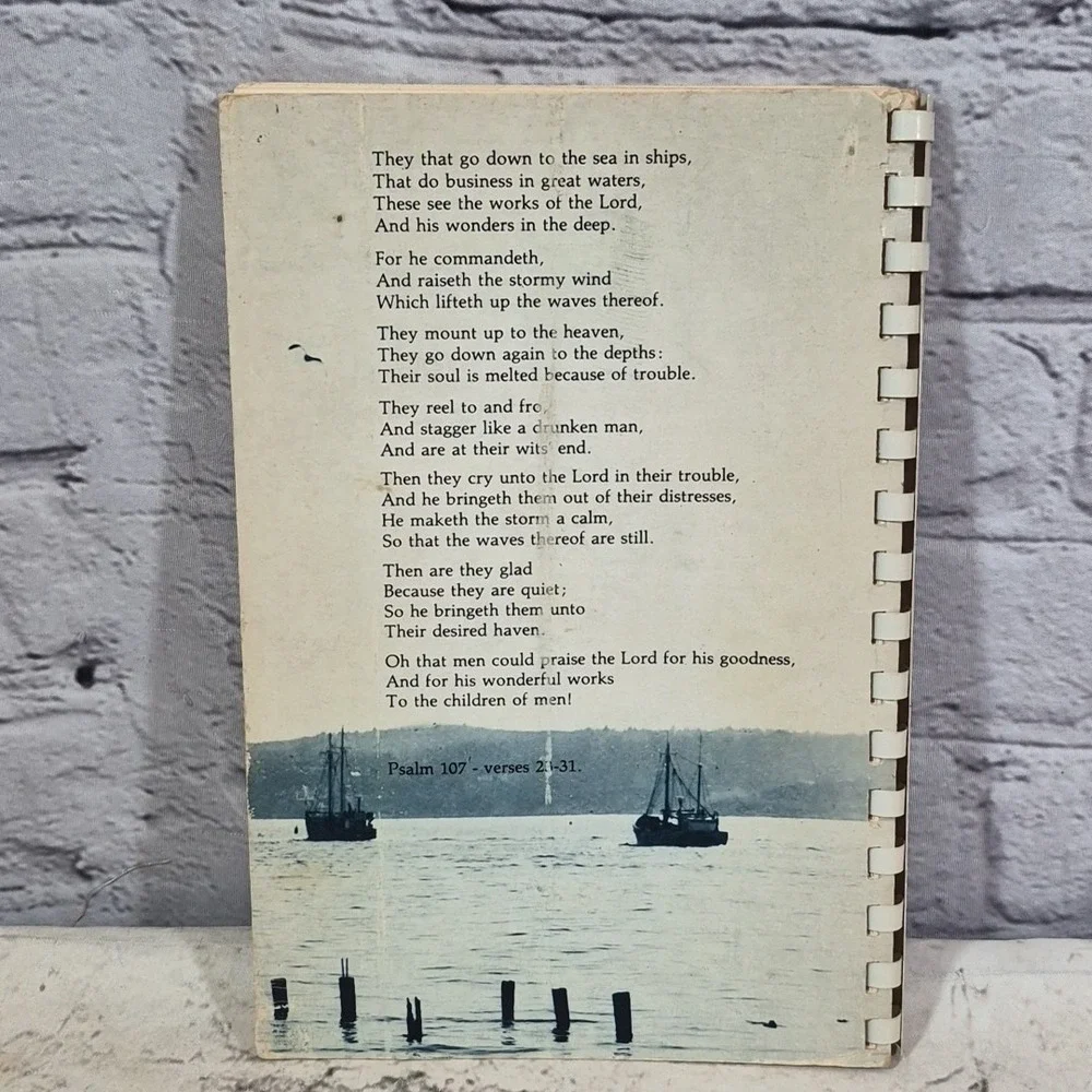 The Taste of Gloucester A Fisherman's Wife Cooks Fish‎ Seafood Cookbook 1976 Vtg